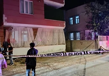 Karı koca tartışmasında kanlı son!12 yaşındaki oğlu babasını bıçakladı