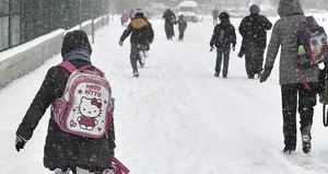 O ilimizde okullar tatil edildi!