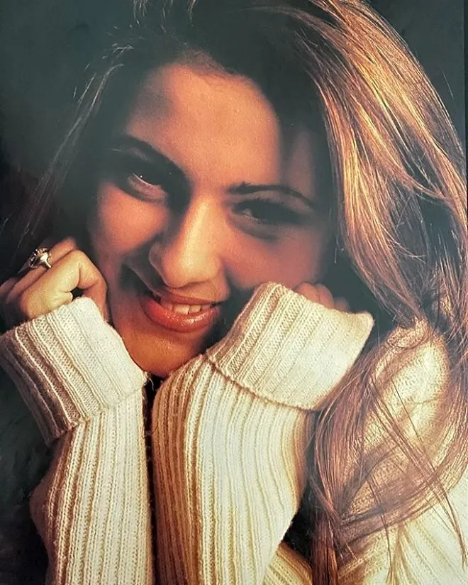 Pınar Altuğ gençlik fotoğrafını paylaştı! Beğeni yağmuruna tutuldu...