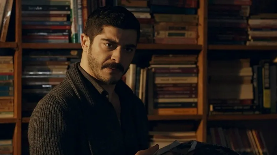 Maraşlı’nın yıldızı Burak Deniz herkesi şaşırttı! Meğer o da…