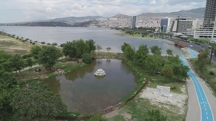 İzmirlilerin kötü koku tepkisi! Kanalizasyon atıkları havaların ısınmaya çekilmez hale geldi