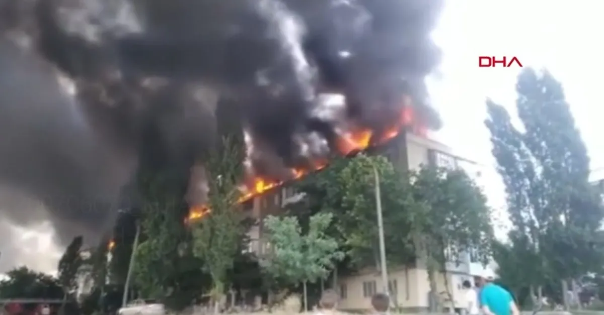 Ukrayna’da şaşkına çeviren olay! Eşiyle tartışan kişi binayı ateşe verdi | Video