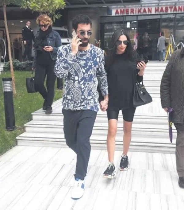 arda turan ve aslihan dogan turan el ele goruntulendi a haber son dakika magazin haberleri