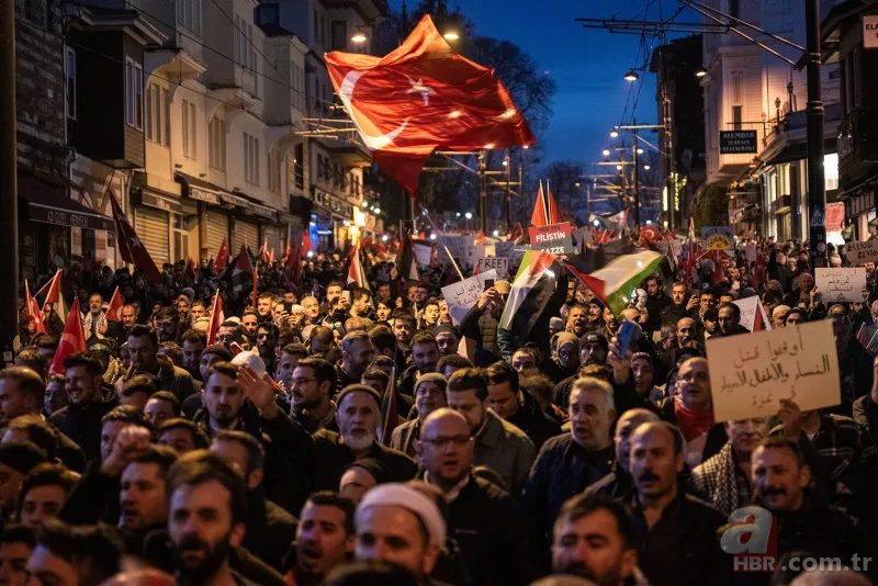 "Şehitlerimize rahmet! Filistin'e destek" mitinginde on binlerce kişi Galata Köprüsü'ne yürüdü 12
