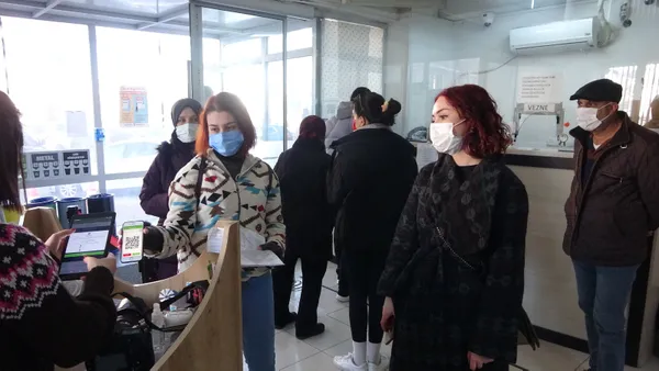 CHP'li belediyeden ulaşıma zam! Öğrenciler protesto etti - 4