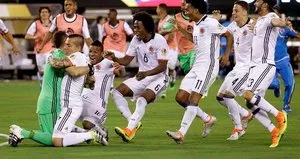 Kolombiya penaltılarla yarı finale yükseldi!