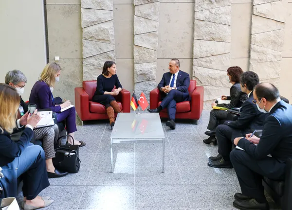 Dışişleri Bakanı Mevlüt Çavuşoğlu’ndan Rusya ve Ukrayna’ya Antalya çağrısı