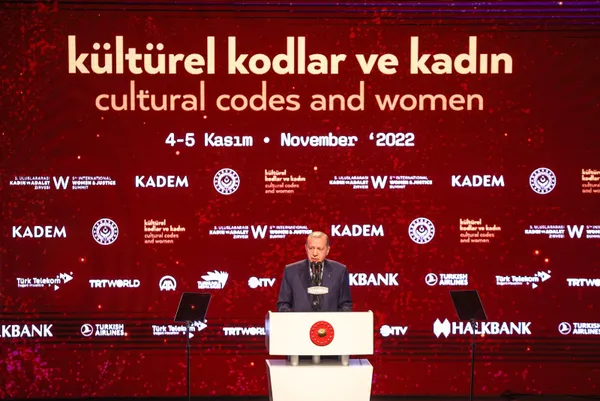 Son dakika: Başkan Erdoğan'dan 5. Uluslararası Kadın ve Adalet Zirvesi'nde önemli açıklamalar | Kemal Kılıçdaroğlu'na başörtüsü tepkisi! - 5