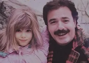 Tuğçe Tayfur'dan nostaljik paylaşım: İşte Ferdi Tayfur'un gençlik hali...