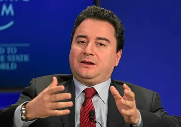 Avrupa'dan "aferin" alma hayaliyle yaşayan DEVA Genel Başkanı Ali Babacan tepkiler sonrası çark etti!