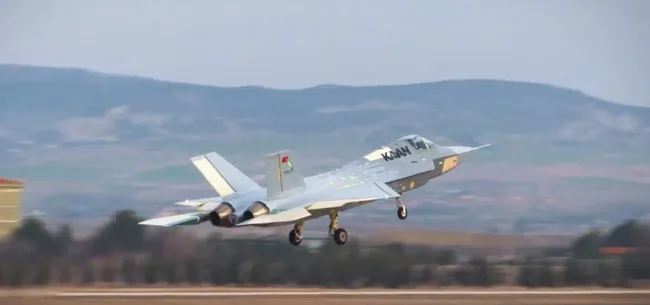 Milli muharip uçağı KAAN’dan yeni görüntü: 10 numara devrim yaptınız! A Haber’de uzman isimler yorumladı