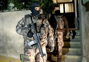 İstanbul'da terör operasyonu: 27 gözaltı