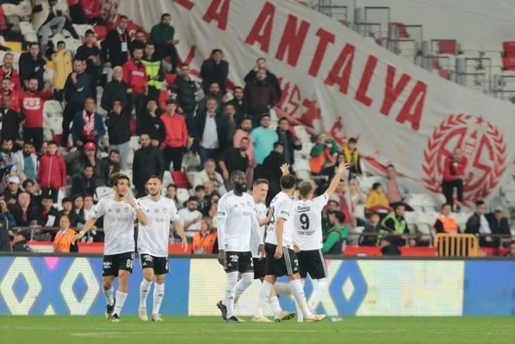 Yıldız oyuncuya Kartal pençesi! Beşiktaş transferde ısrarcı…