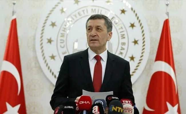Bakan Selçuk: Okulların tam olarak açılması birinci senaryomuz