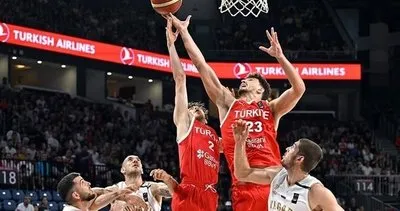 12 Dev Adam grup lideri olarak yarı finalde!