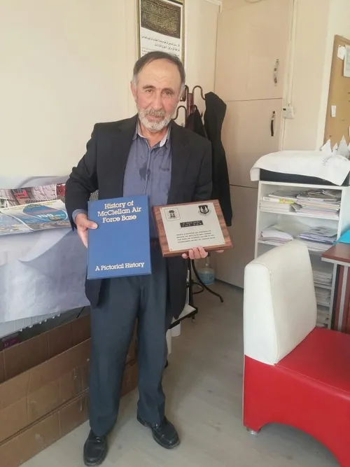 ABD Hava Kuvvetleri'nden aldığı ödülleri çöpe attı - 1