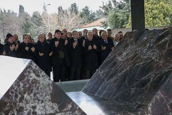 Demokratlardan CHP'ye 'Yeter söz milletin' sloganı tepkisi: Menderes'in ruhunu idam sehpasına çektiler - 2