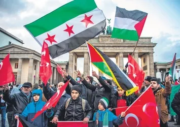Batı dünyası da Kudüs için ayakta!
