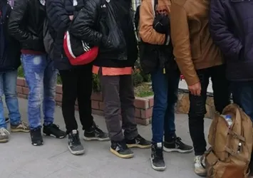 Kocaeli'de 13 düzensiz göçmen yakalandı