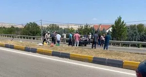 Ankara’da otomobil refüje çarptı: 1 yaralı