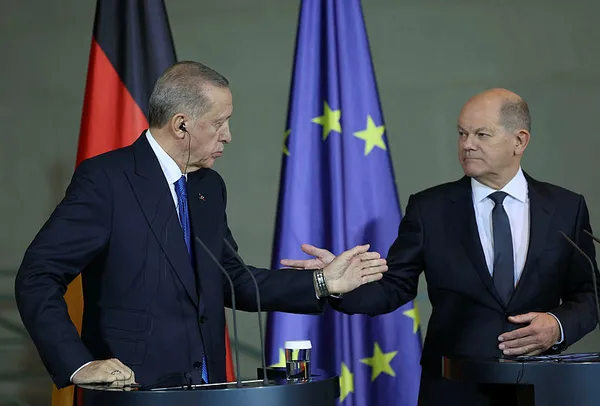 baskan-recep-tayyip-erdogandan-misira-ziyaret-sinyali-israil-ile-hamas-arasinda-esir-takasi-icin-tarih-verdi-1700646505400.jpg Başkan Recep Tayyip Erdoğan'dan Mısır'a ziyaret sinyali! İsrail ile Hamas arasında rehine takası için tarih verdi... - 6