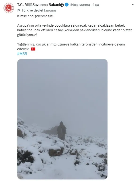 msb-yigitlerimiz-cocuklarimizi-uzmeye-kalkan-teroristleri-incitmeye-devam-edecek-1652131364402.jpg MSB: Teröristleri incitmeye devam edeceğiz! - 1