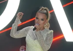 Demet Akalın yoğun konser temposunda frene bastı