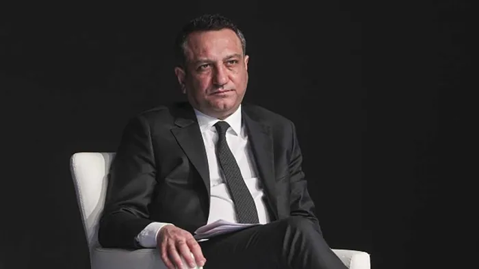 Beşiktaş’ın eski başkanı Arat ve yönetiminin başı dertte! Savcılık hesaplara el attı