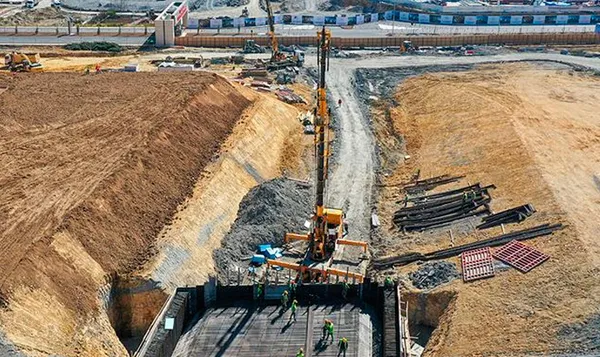 Bakan Adil Karaismailoğlu’ndan CHP’li Ekrem İmamoğlu’na tepki! Algı operasyonu yapıyor