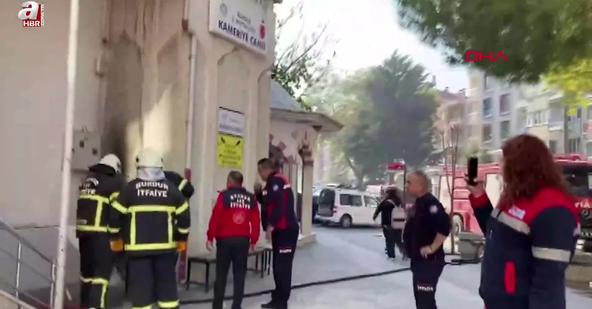 Burdur’da cami minaresinde yangın