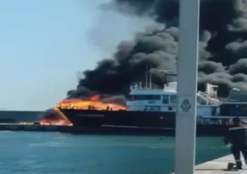 Son dakika | Beylikdüzü Su ürünleri Hali'nde korkutan yangın!