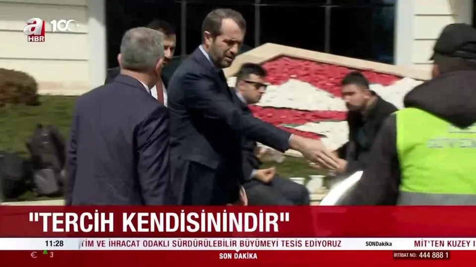 Saffet Sancaklı MHP’den istifa etti