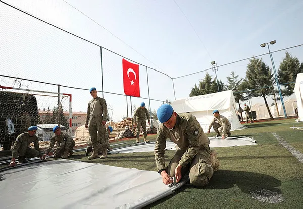 milli-savunma-bakani-hulusi-akardan-mehmetcike-iftiraya-tepki-fedakarlikla-ve-azimle-calisiyoruz-1677672380860.jpg Milli Savunma Bakanı Hulusi Akar'dan Mehmetçik'e iftiraya tepki! Fedakarlıkla ve azimle çalışıyoruz - 6