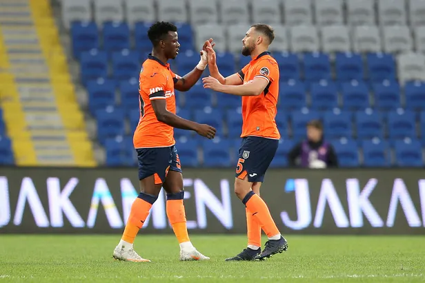 fenerbahce-basaksehir-muhtemel-11ler-22-ekim-fenerbahce-basaksehir-maci-ne-zaman-saat-kacta-1666422519651.jpg FENERBAHÇE BAŞAKŞEHİR MUHTEMEL 11'LER: 22 Ekim Fenerbahçe Başakşehir maçı ne zaman, saat kaçta? - 2