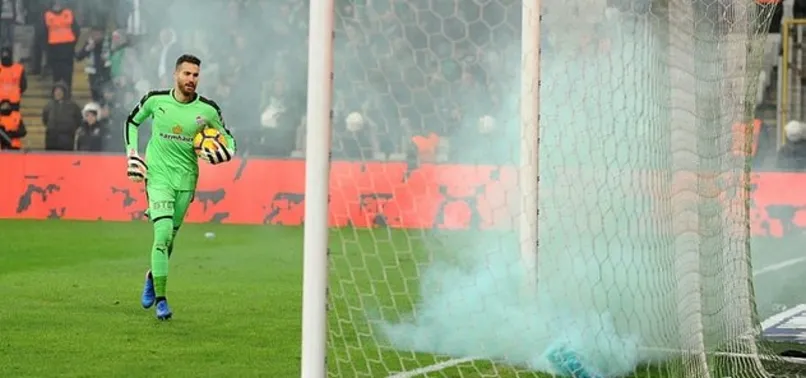 Harun Tekin o taraftardan şikayetçi olmadı!