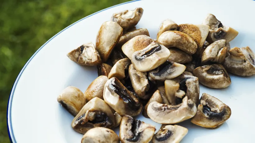 Vitamin depolarını fullüyor: Mantarı pişirmeden önce bunu yapın