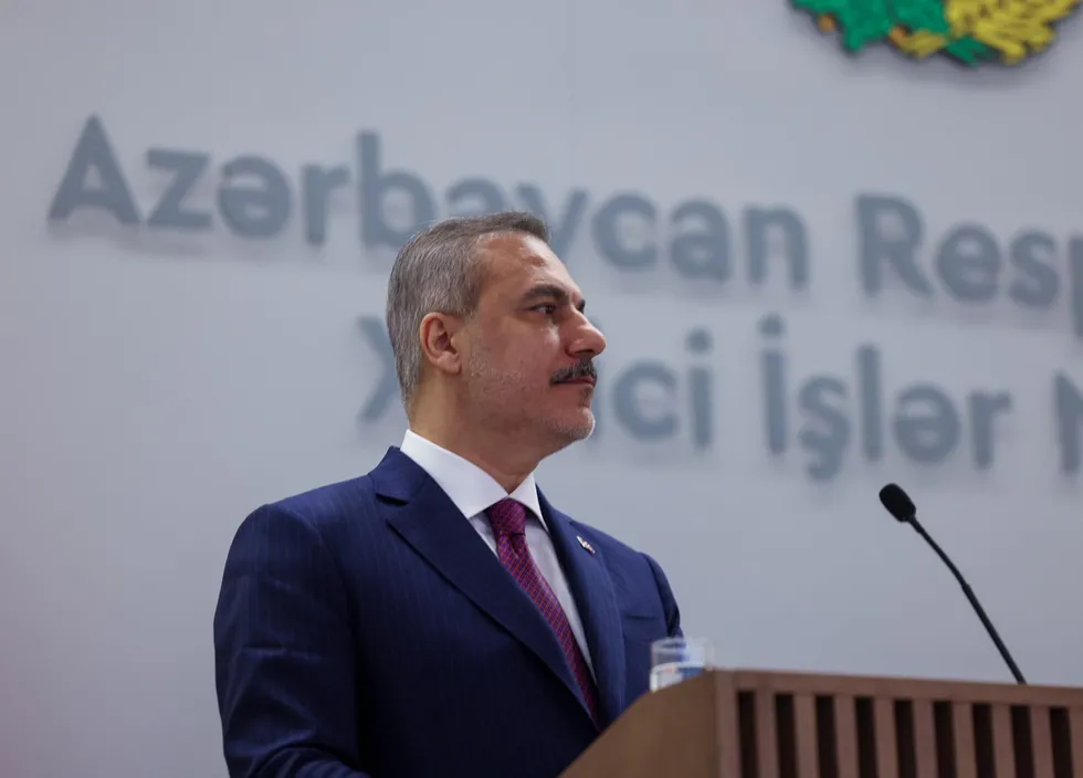 bakan-fidandan-bakude-kritik-mesaj-karadeniz-savasin-disinda-tutulmali-1789482701221.jpg Bakan Fidan'dan Bakü'de kritik mesaj! Karadeniz savaşın dışında tutulmalı - 2