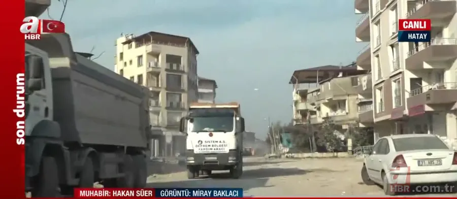 İşte sokak sokak Hatay Defne... Kamyonların biri gidiyor biri geliyor 5