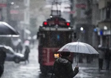 Meteoroloji'den İstanbul'a sağanak yağış uyarısı