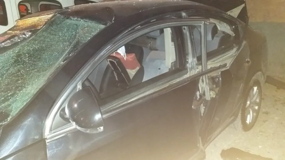 Otomobilde sigara yakınca...