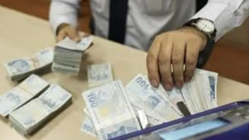 Güncel emekli maaşı ne kadar olacak?