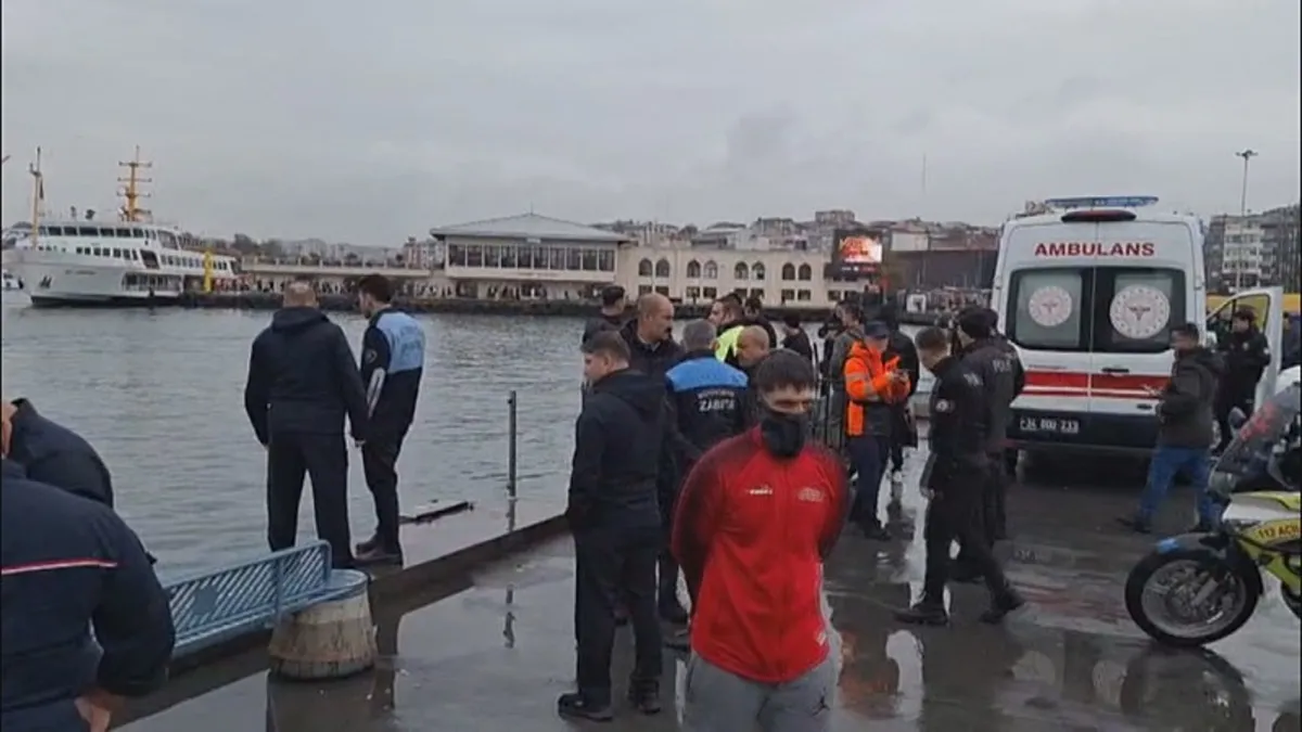 Kadıköy'de 4 engelli kişi denize düştü: 1 ölü 3 yaralı