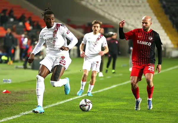 gaziantep-fk-2-hatayspor-2-mac-sonucu-antepte-kazanan-yok-1646680386721.jpg Gaziantep FK: 2 - Hatayspor: 2 MAÇ SONUCU | Antep'te kazanan yok - 1