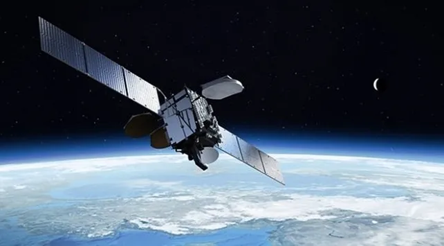 turkiyenin-yerli-ve-milli-uydusu-turksat-6a-uzaya-firlatilmak-uzere-abdye-ulasti-1717686587252.jpg Türkiye'nin yerli ve milli uydusu Türksat 6A uzaya fırlatılmak üzere ABD'ye ulaştı - 5