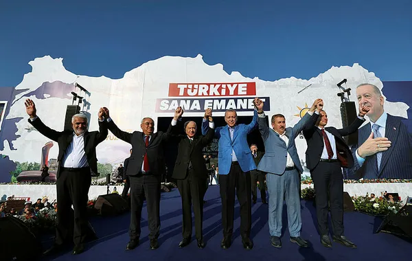 baskan-erdogan-trtde-propaganda-konusmasini-yapti-oyle-bir-kazanacagiz-ki-bu-ulkenin-hicbir-ferdi-kaybetmeyece-1683492820321.jpg Başkan Erdoğan TRT'de propaganda konuşmasını yaptı: Öyle bir kazanacağız ki bu ülkenin hiçbir ferdi kaybetmeyecek! - 3