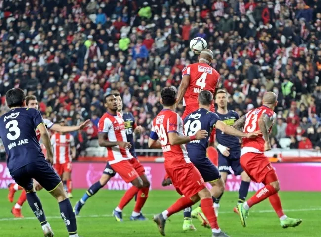 Antalyaspor 1-1 Fenerbahçe MAÇ SONUCU ÖZET - Süper Lig 21. hafta karşılaşması - 4