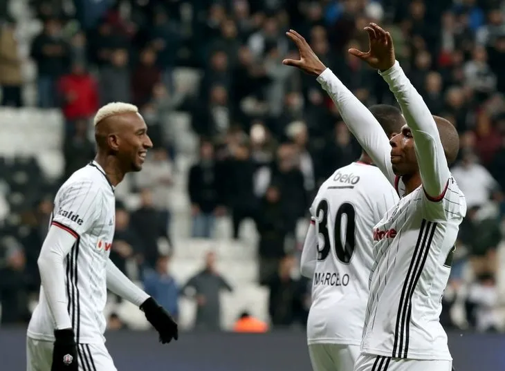 Beşiktaş - Atiker Konyaspor maçından kareler