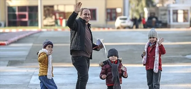 Türkiye'de yaşayan kaç Suriyeli ülkesine döndü? Bakan Ali Yerlikaya son sayıyı açıkladı