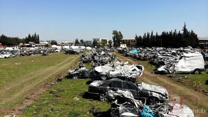 Depremde binlerce araç hurdaya döndü: Burası mezarlık galerisi gibi
