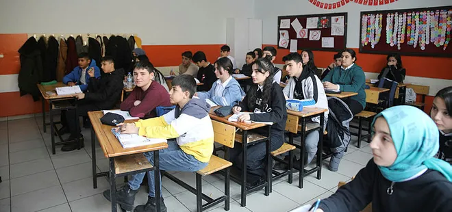 Uzman psikolog depremzede çocuklar için uyardı! Gözler sürekli üzerlerinde olmamalı